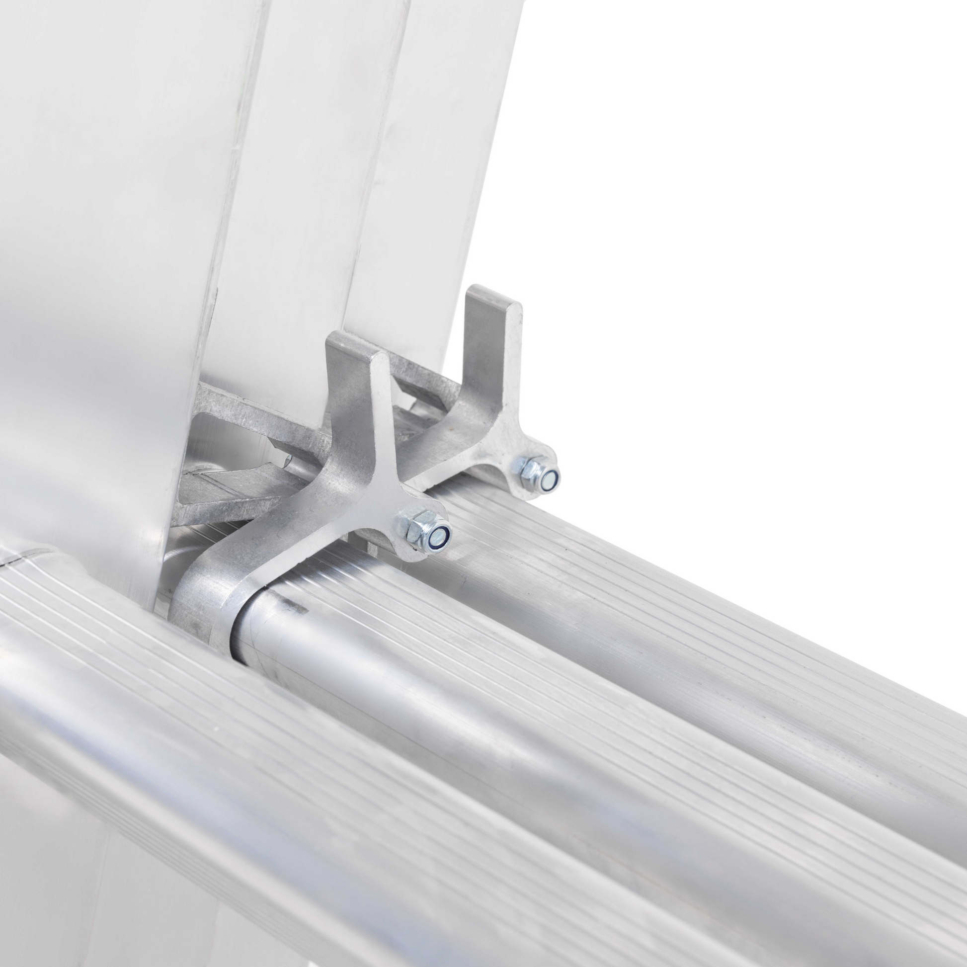 TB Davies TASKMASTER Professional Extension Ladders